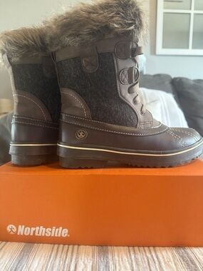 Northside Brown Faux Fur Lace-Up Winter Boots